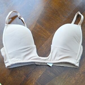 Women's Nude Plunge Bra